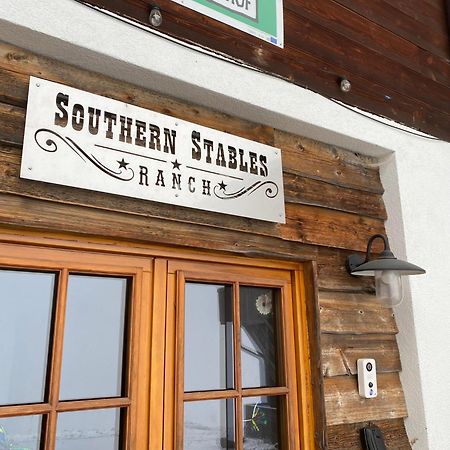 Southern Stables Ranch Bannberg ภายนอก รูปภาพ